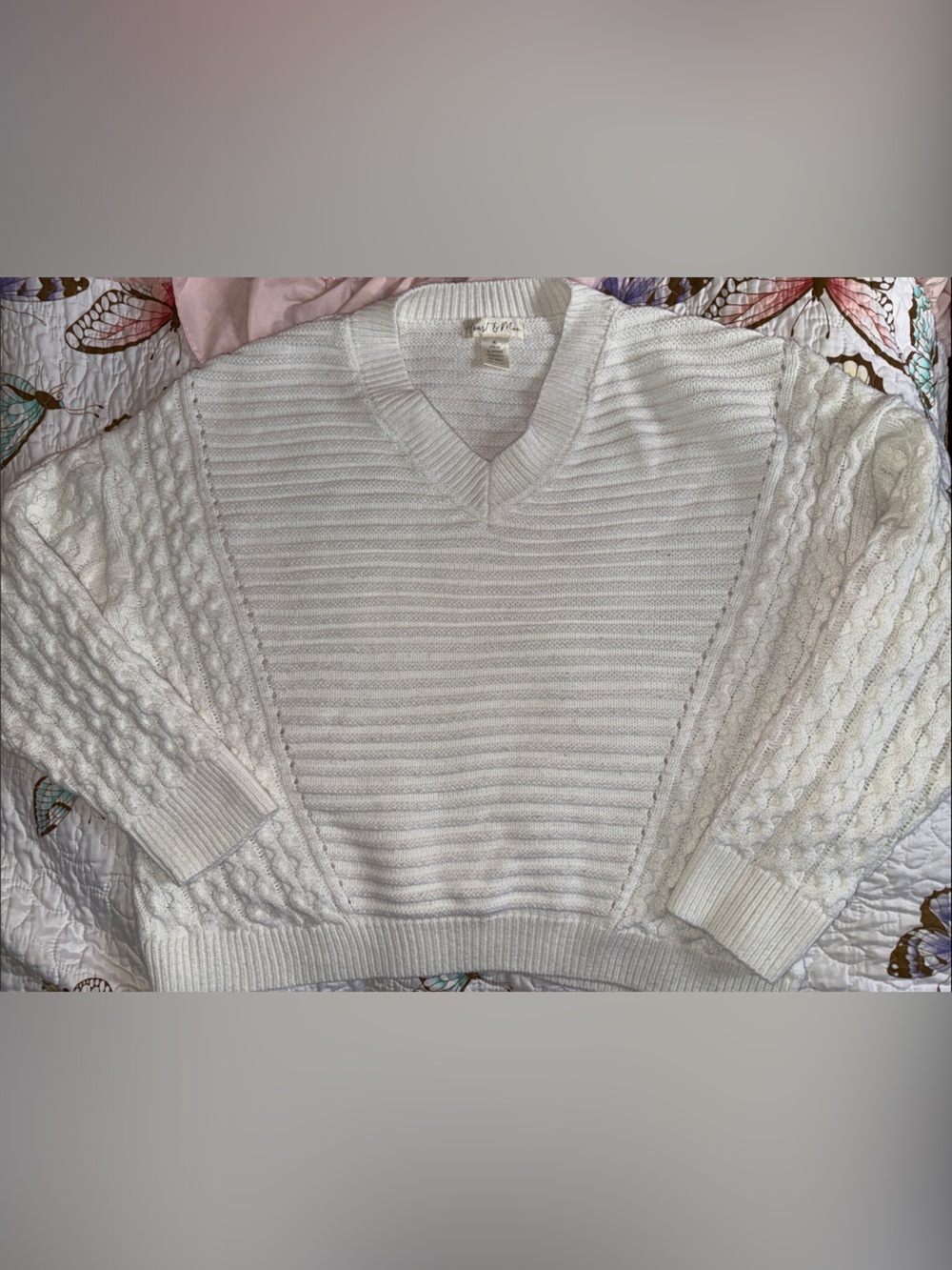 Classic V-Neck Cream Cable & Rib Knit Sweater